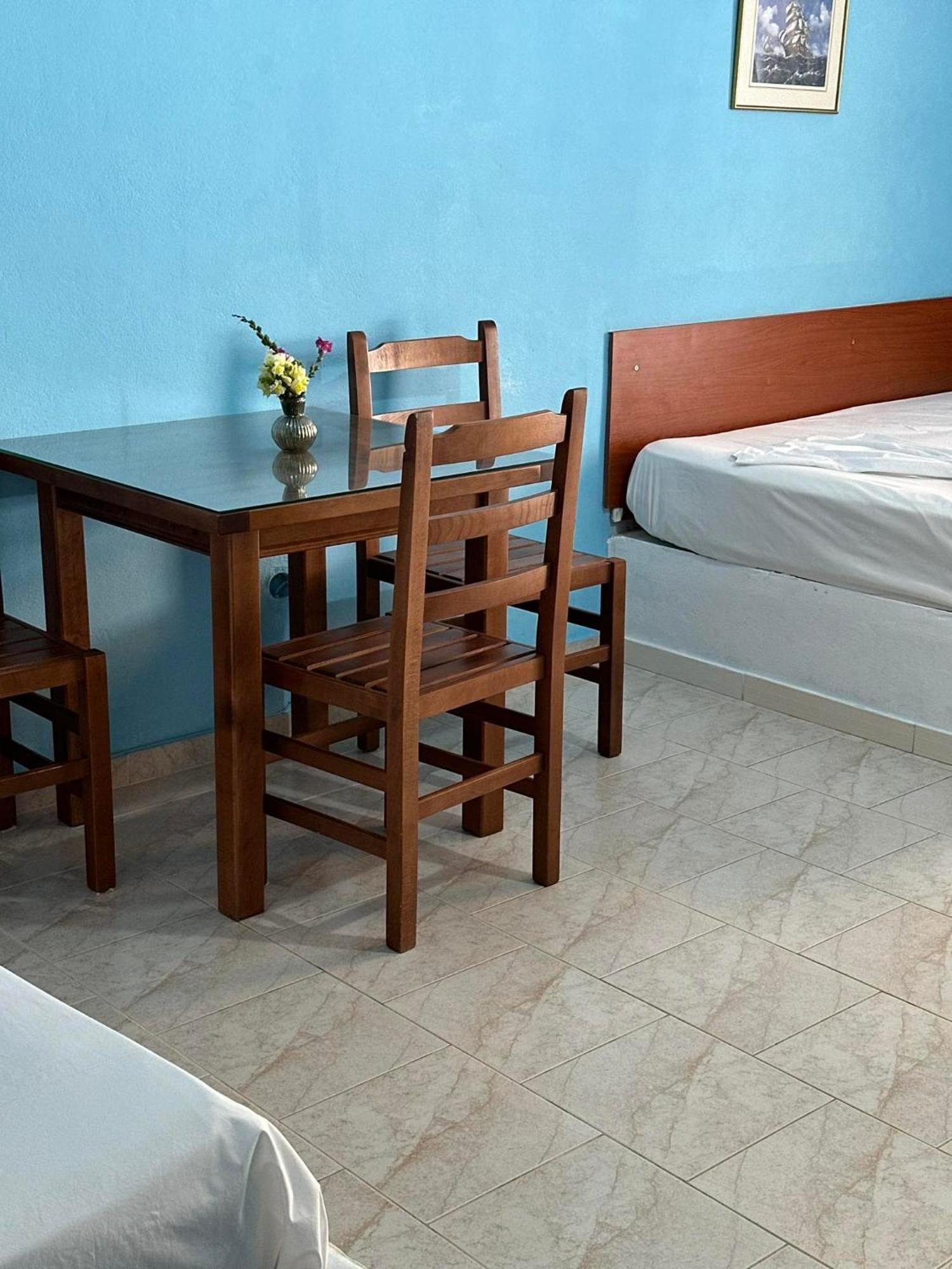 In Himaras Heart Hotel Экстерьер фото