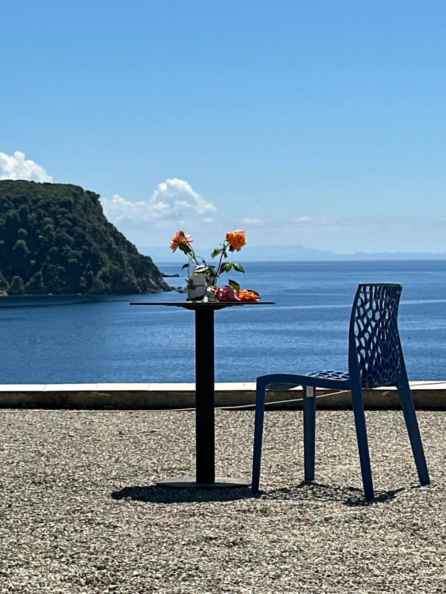 In Himaras Heart Hotel Экстерьер фото